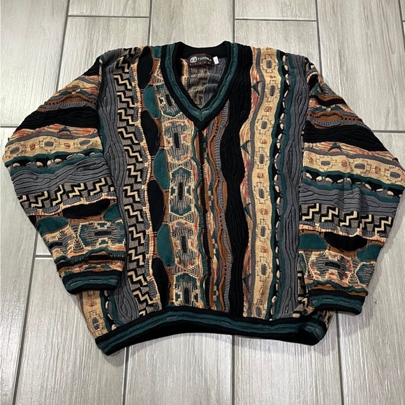 Men's Multicolor Sweater Tundra Canada sweater coogi style size Large - Picture 1 of 6